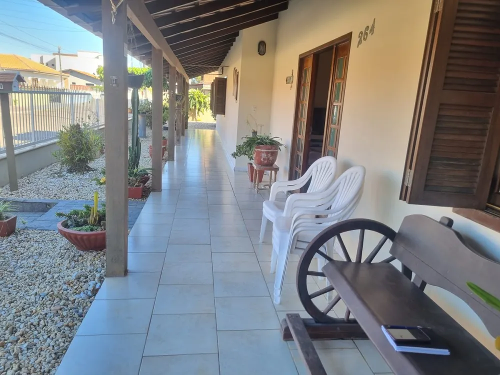 Casa, 4 quartos, 684 m² - Foto 1