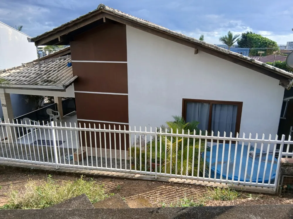 Casa, 3 quartos - Foto 1