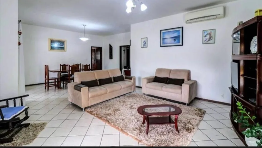 Casa, 7 quartos, 675 m² - Foto 1