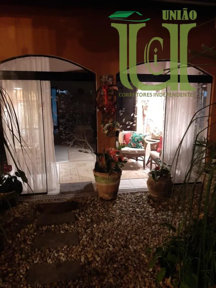 Casa, 6 quartos, 320 m² - Foto 7