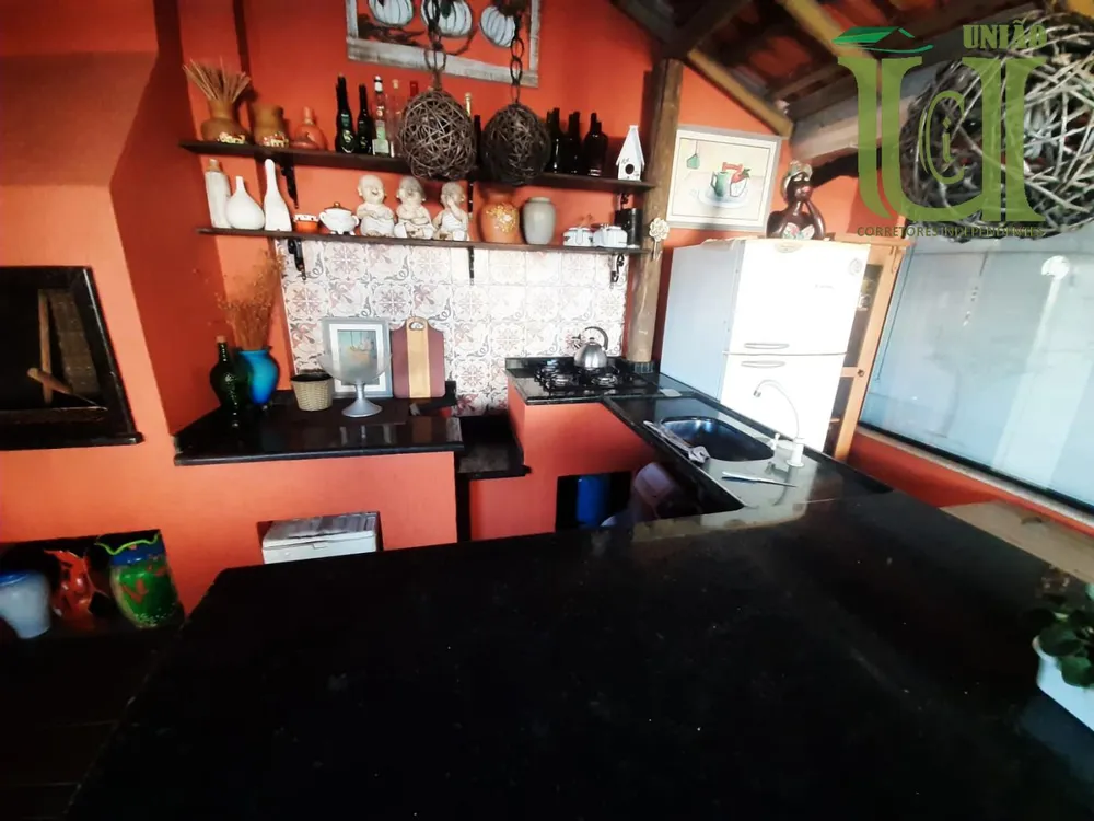 Casa, 6 quartos, 320 m² - Foto 1