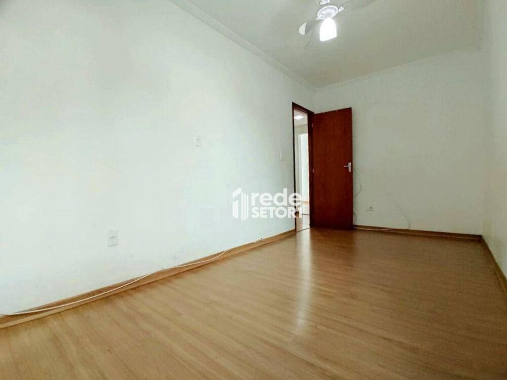 Apartamento à venda com 3 quartos, 96m² - Foto 4
