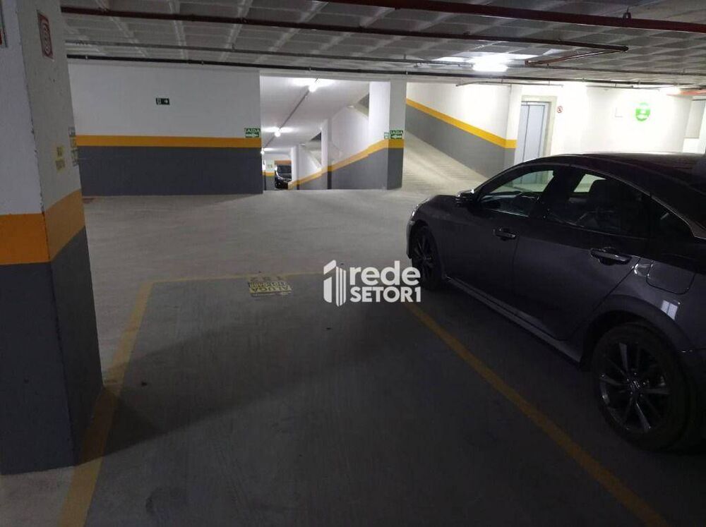 Box-Garagem para alugar, 15M2 - Foto 6