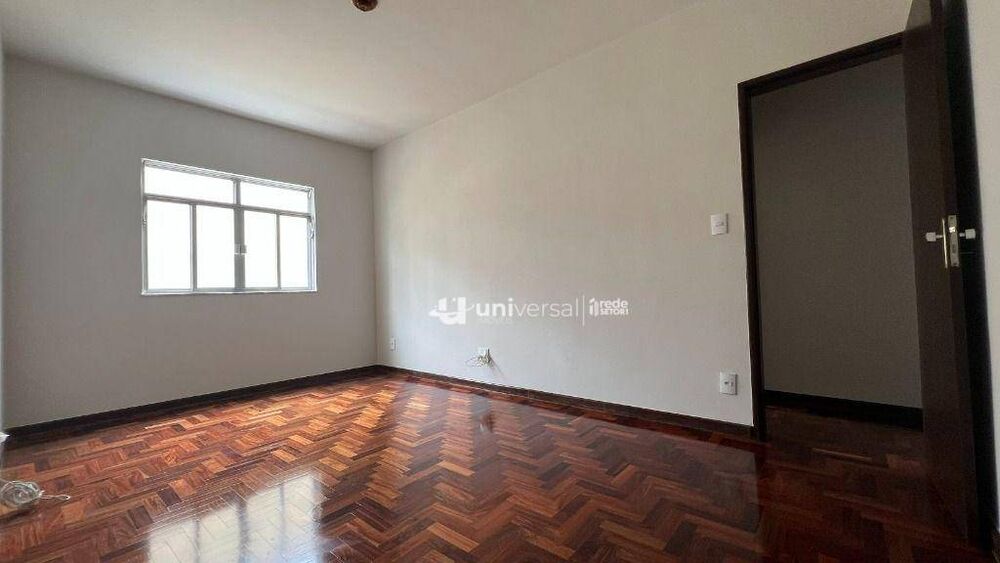 Apartamento à venda com 3 quartos, 74m² - Foto 1