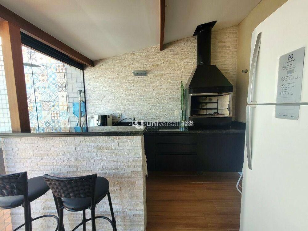 Cobertura à venda com 3 quartos, 214m² - Foto 1