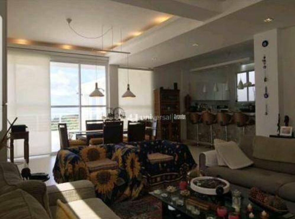 Casa de Condomínio à venda com 7 quartos, 600m² - Foto 2