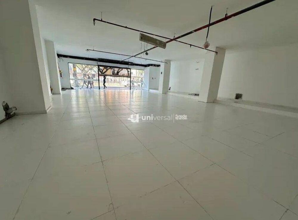 Loja-Salão, 330 m² - Foto 1