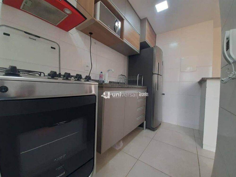 Apartamento para alugar com 2 quartos, 76m² - Foto 8