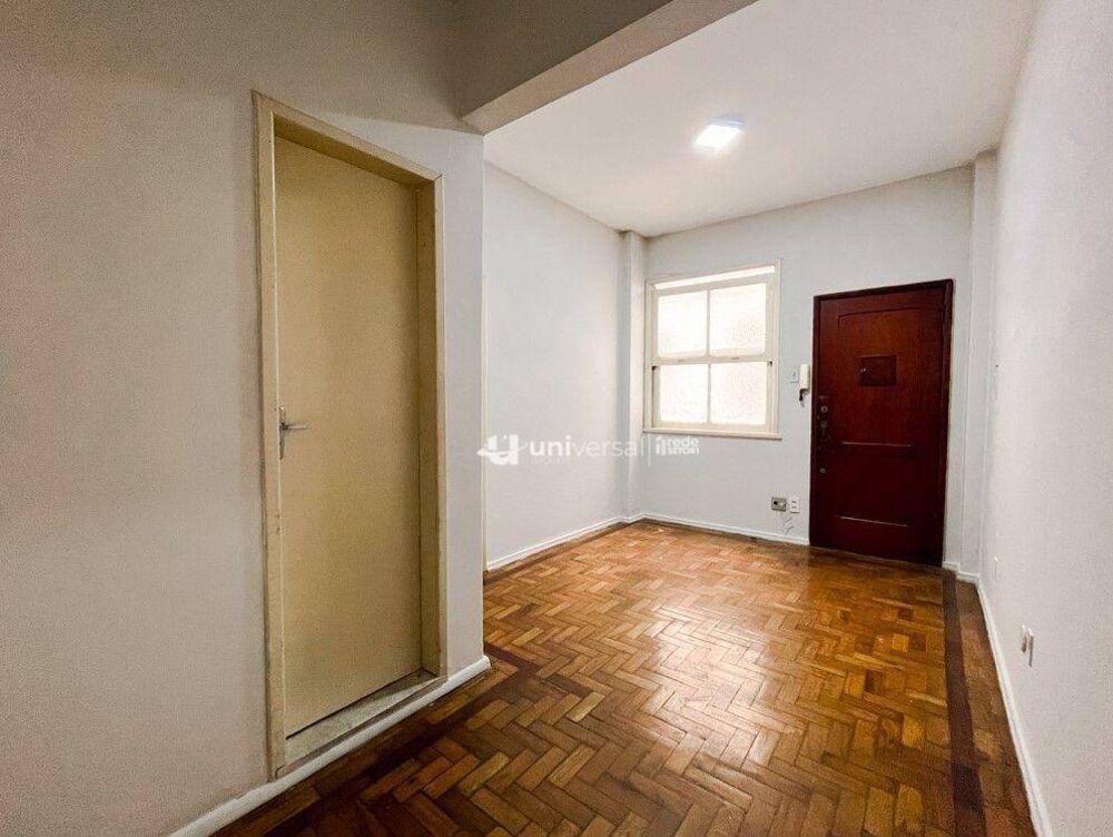Apartamento à venda com 1 quarto, 34m² - Foto 1