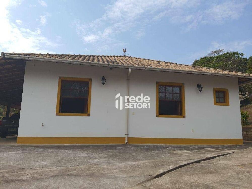 Casa à venda com 4 quartos, 280m² - Foto 2