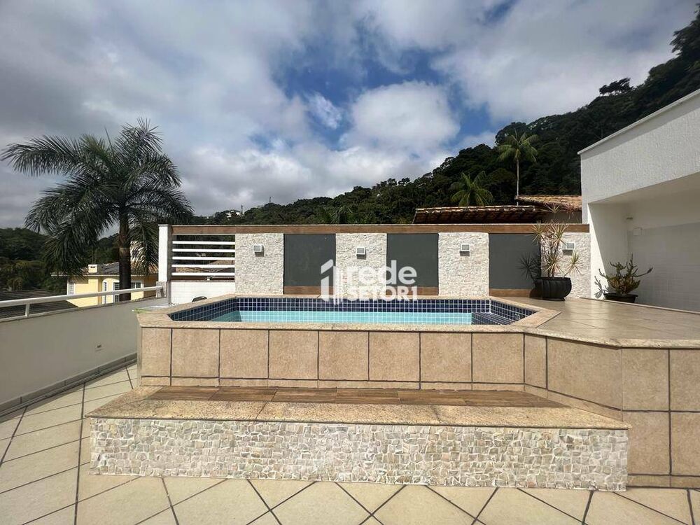Casa de Condomínio à venda com 5 quartos, 560m² - Foto 11