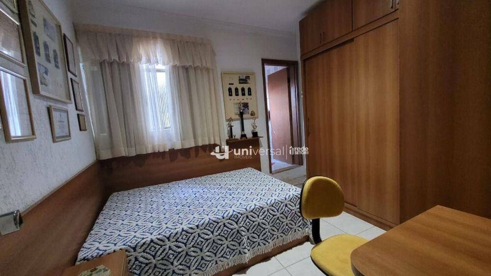 Casa, 5 quartos, 300 m² - Foto 13