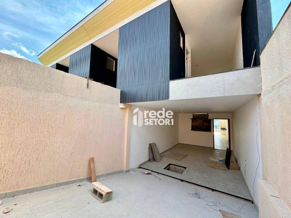 Casa de Condomínio à venda com 3 quartos, 160m² - Foto 2