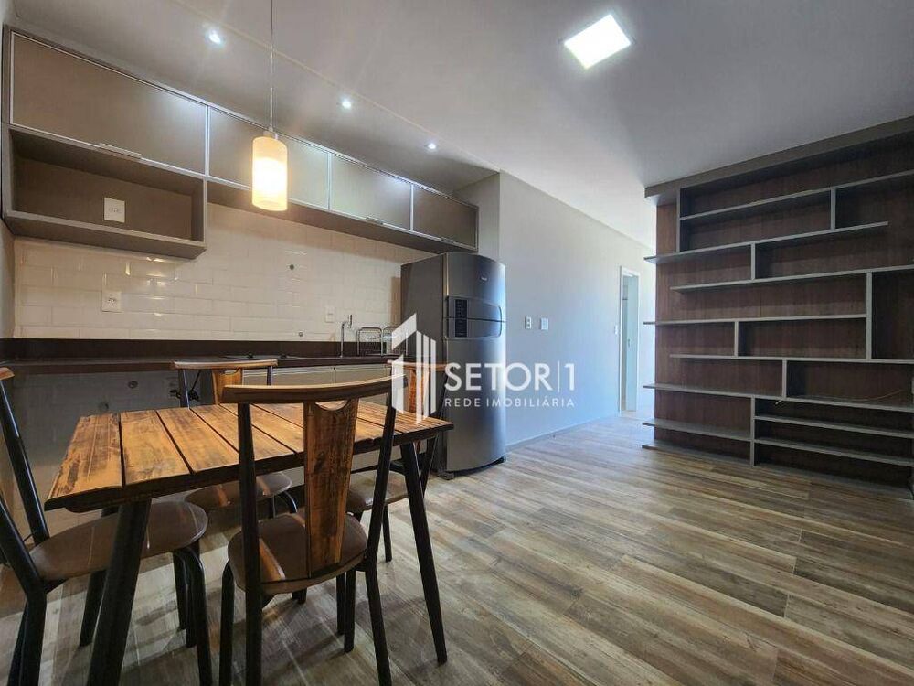 Kitnet e Studio à venda e aluguel com 1 quarto, 32m² - Foto 1