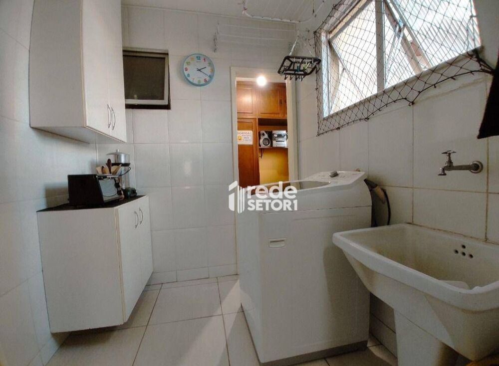 Apartamento à venda com 3 quartos, 134m² - Foto 12