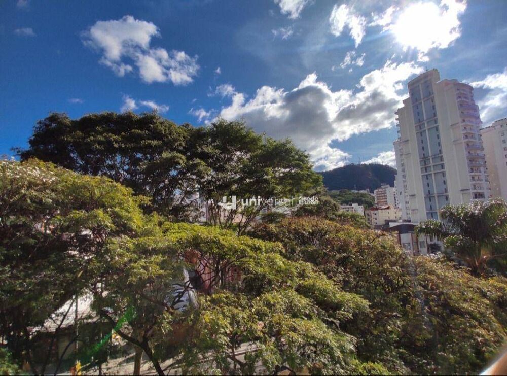 Apartamento à venda com 3 quartos, 134m² - Foto 4