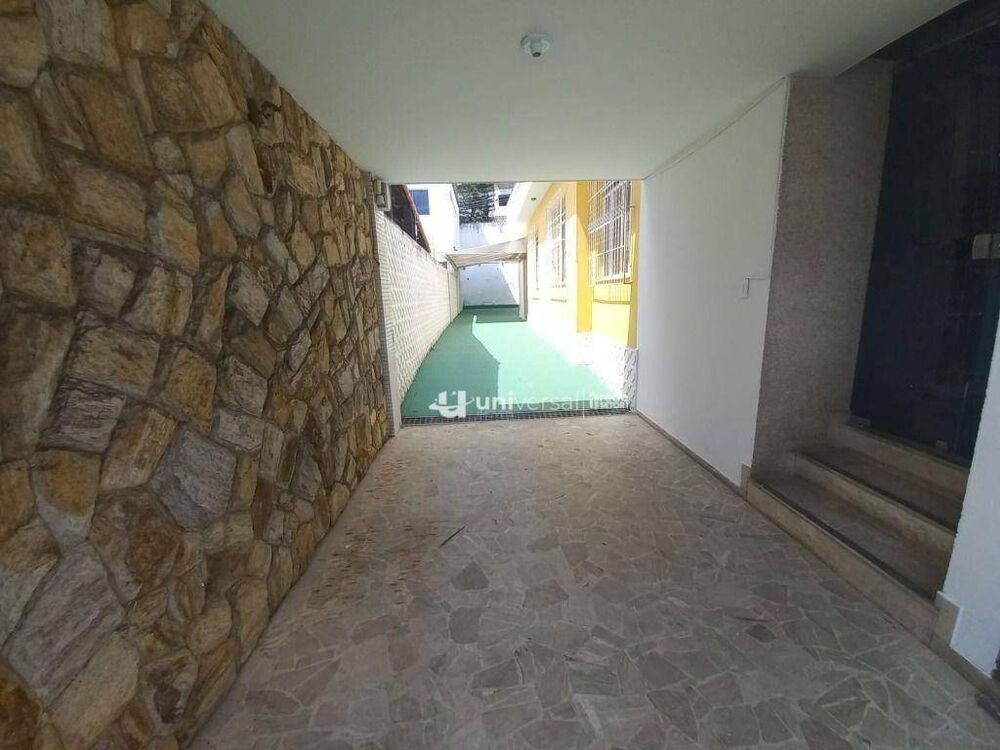 Casa, 4 quartos, 167 m² - Foto 1