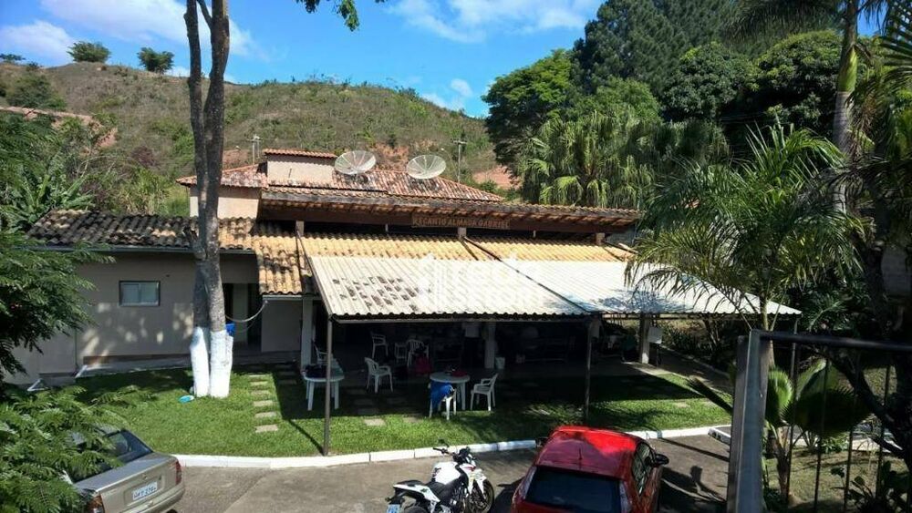 Casa à venda com 3 quartos, 400m² - Foto 7