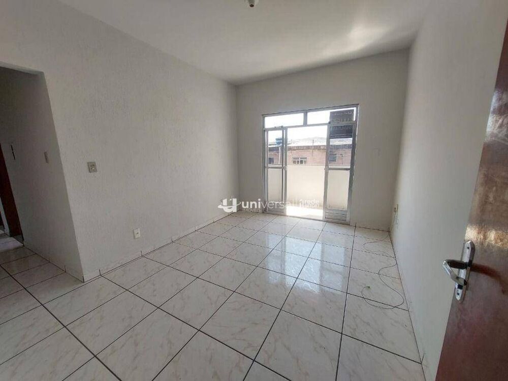 Apartamento para alugar com 3 quartos, 125m² - Foto 2