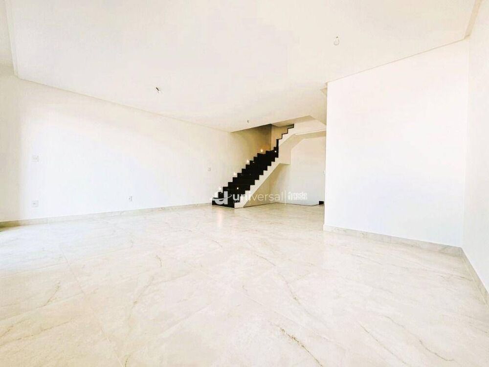 Casa, 3 quartos, 238 m² - Foto 4