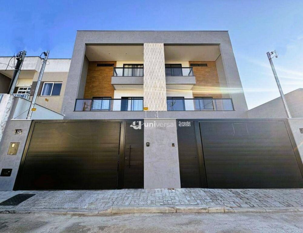 Casa, 3 quartos, 238 m² - Foto 1