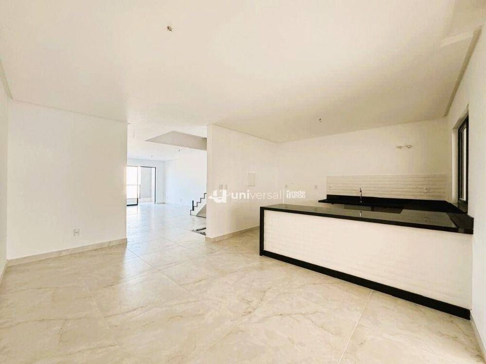 Casa, 3 quartos, 238 m² - Foto 6