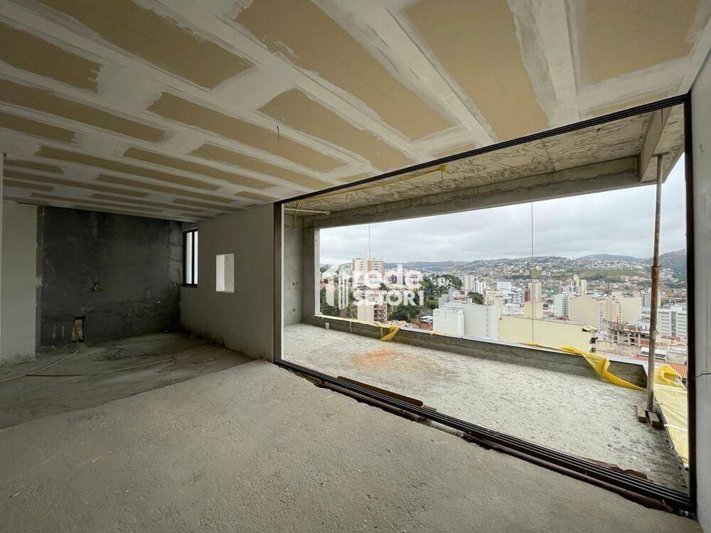 Apartamento à venda com 3 quartos, 170m² - Foto 4