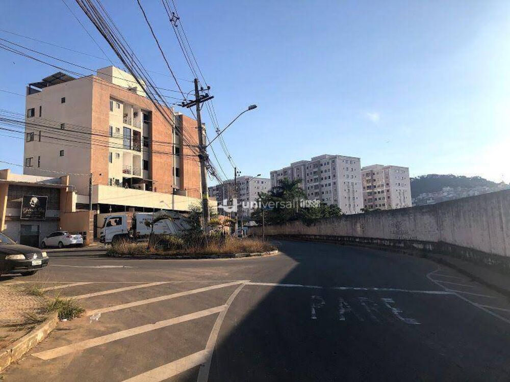 Apartamento à venda com 2 quartos, 95m² - Foto 2
