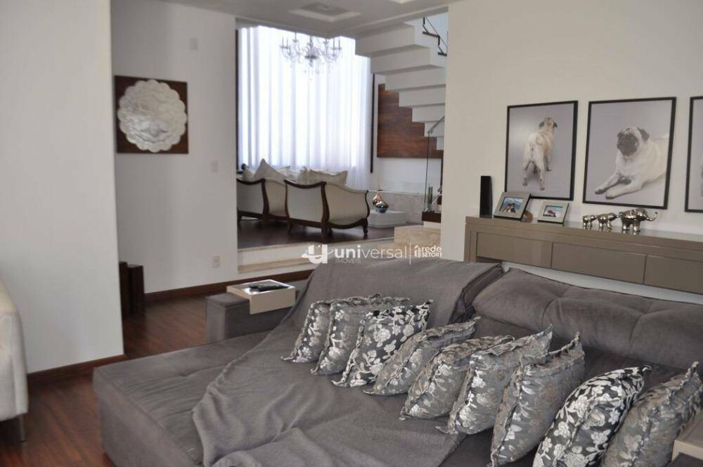 Casa de Condomínio à venda com 4 quartos, 420m² - Foto 5