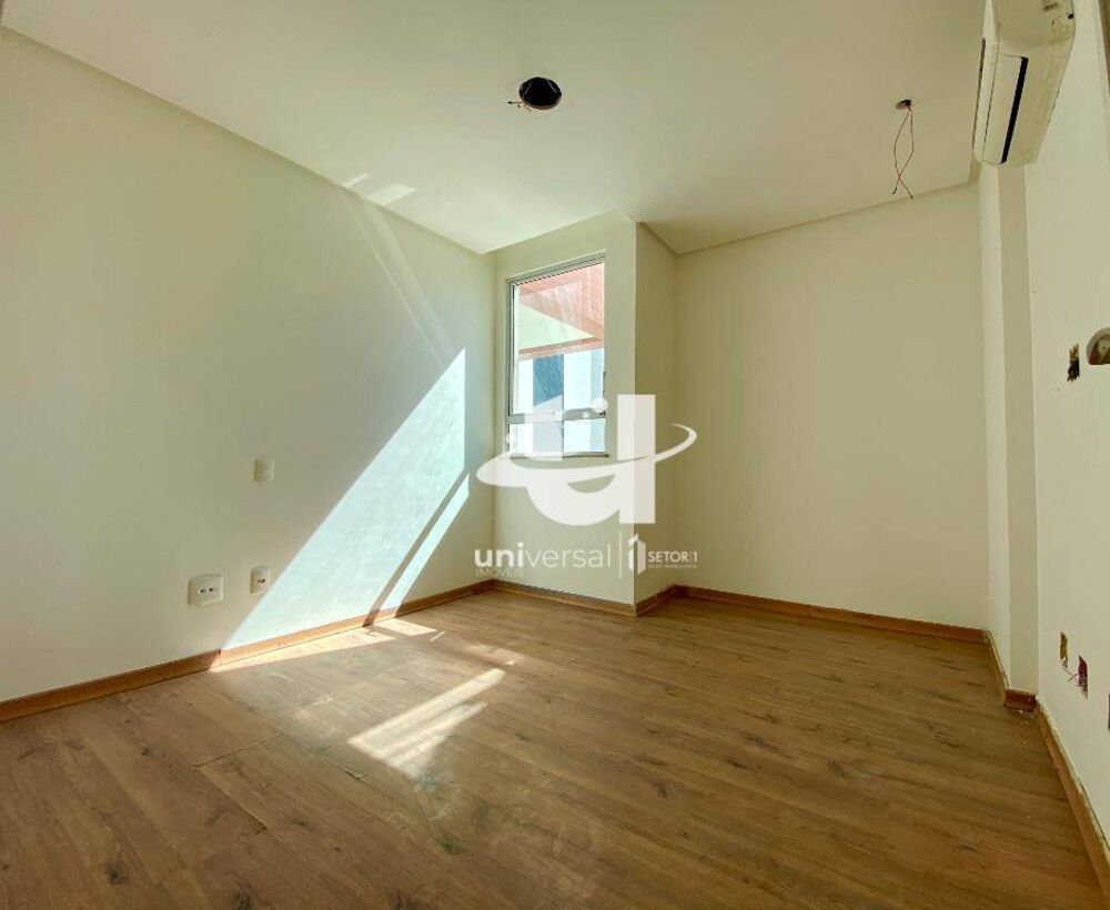 Apartamento à venda com 4 quartos, 250m² - Foto 4