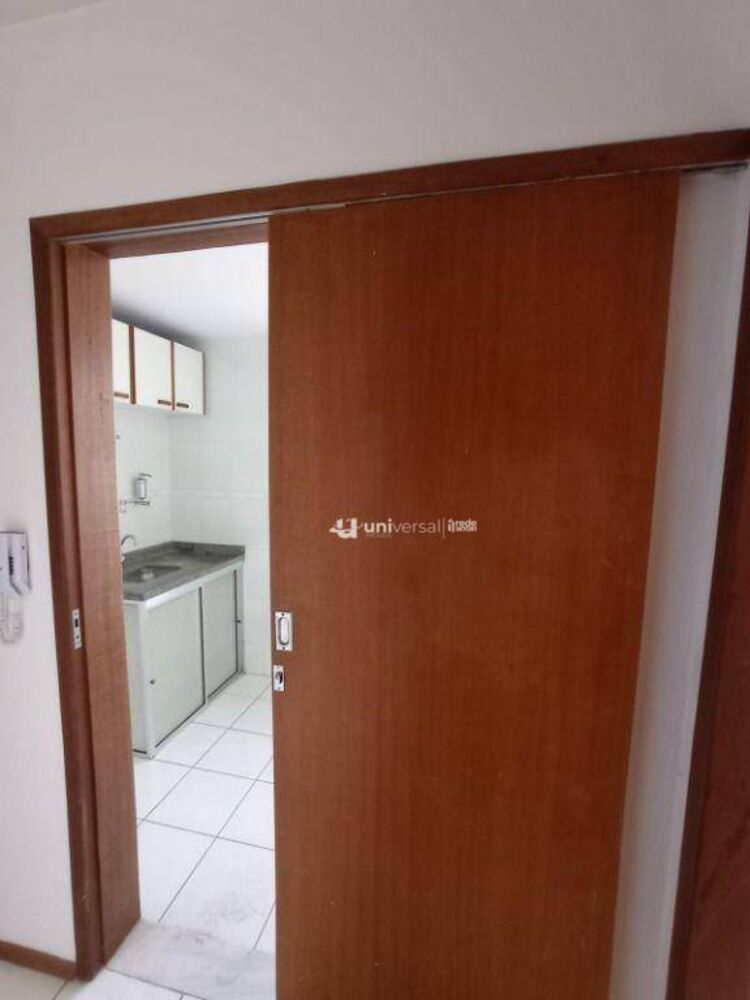 Apartamento à venda com 1 quarto, 40m² - Foto 7