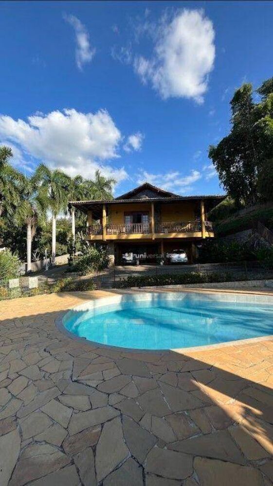 Casa, 4 quartos, 320 m² - Foto 1