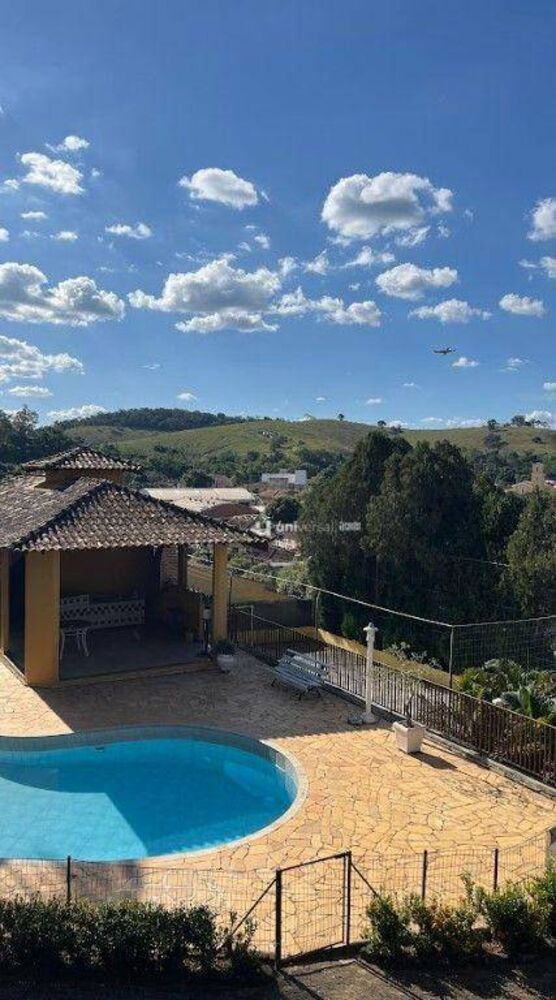 Casa, 4 quartos, 320 m² - Foto 2