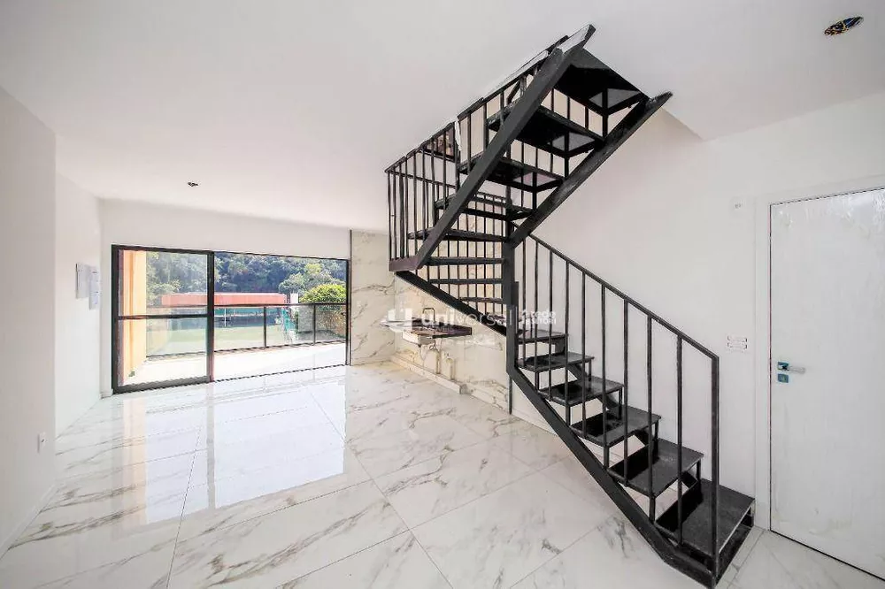 Cobertura, 3 quartos, 178 m² - Foto 4
