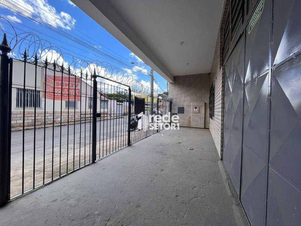 Depósito-Galpão, 358 m² - Foto 2