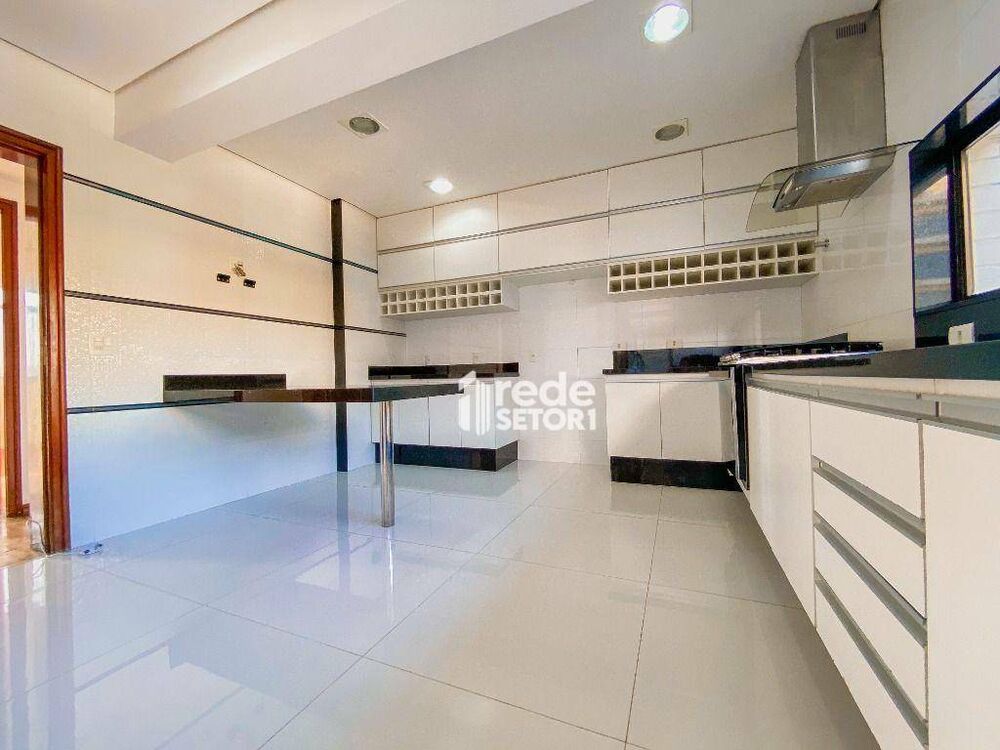 Apartamento à venda com 4 quartos, 235m² - Foto 11