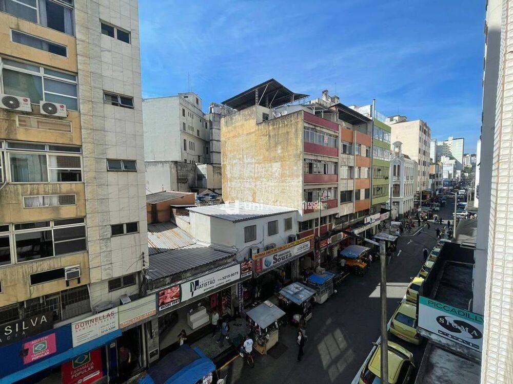 Apartamento à venda com 2 quartos, 70m² - Foto 10