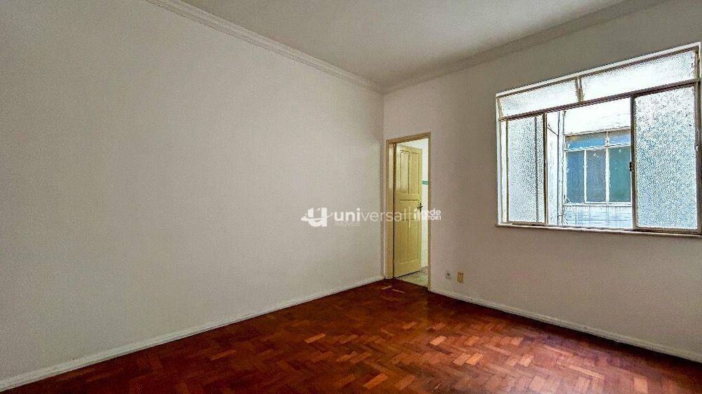 Apartamento à venda com 2 quartos, 70m² - Foto 3