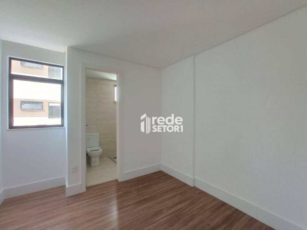 Apartamento à venda com 4 quartos, 160m² - Foto 6