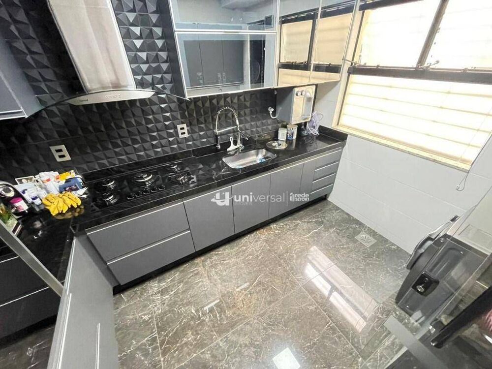 Apartamento à venda com 2 quartos, 105m² - Foto 4