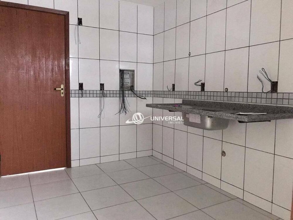 Apartamento à venda com 3 quartos, 100m² - Foto 4