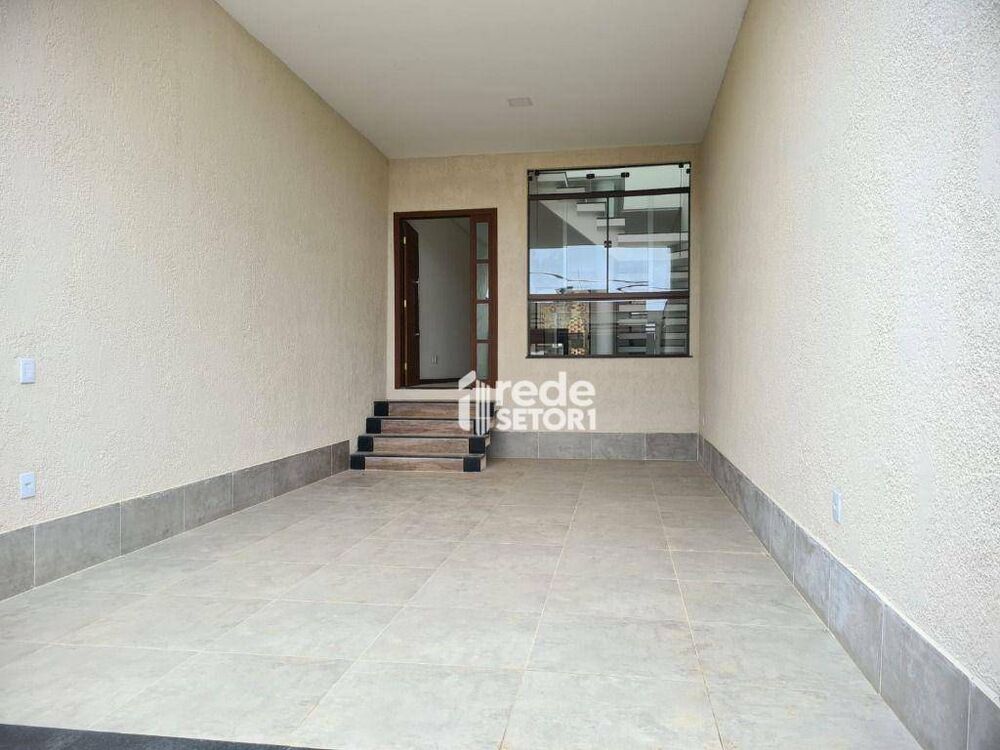 Casa à venda com 3 quartos, 150m² - Foto 2