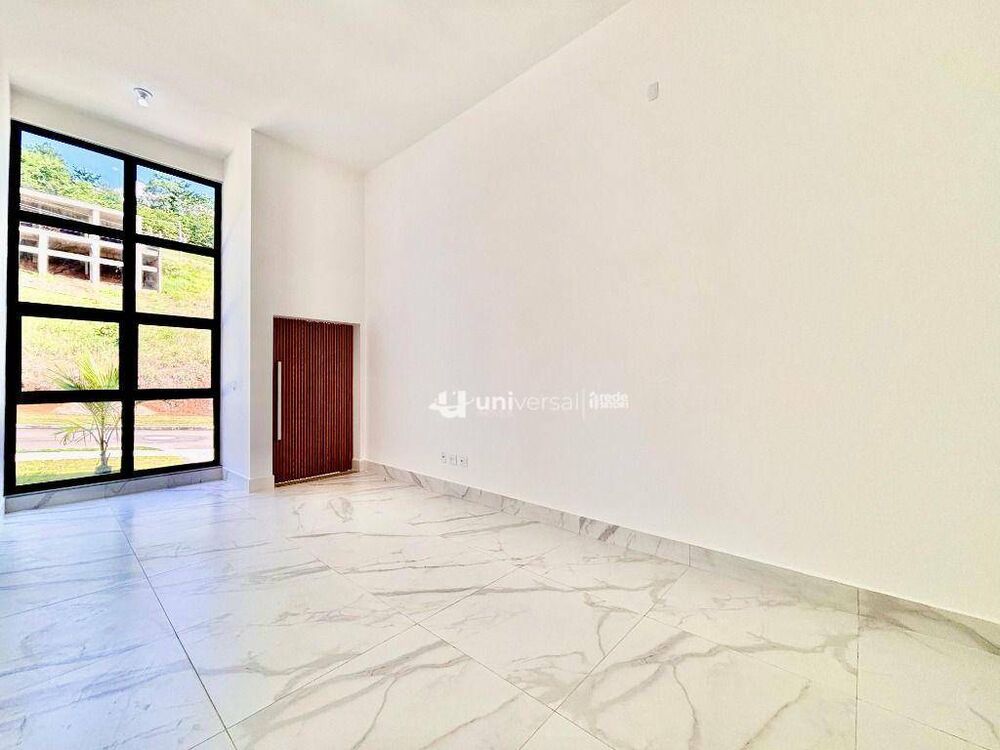 Casa de Condomínio à venda com 4 quartos, 283m² - Foto 4
