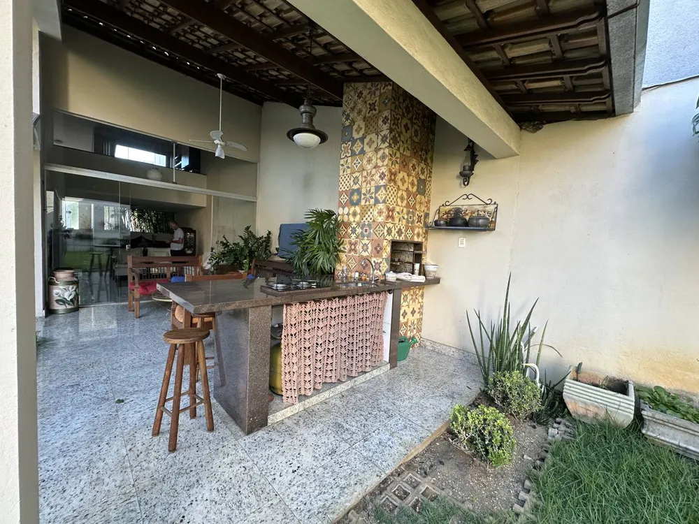 Casa, 3 quartos, 210 m² - Foto 3