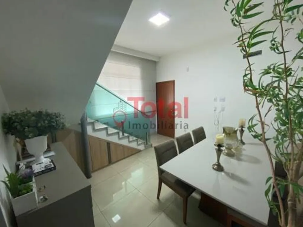 Cobertura, 3 quartos, 220 m² - Foto 10