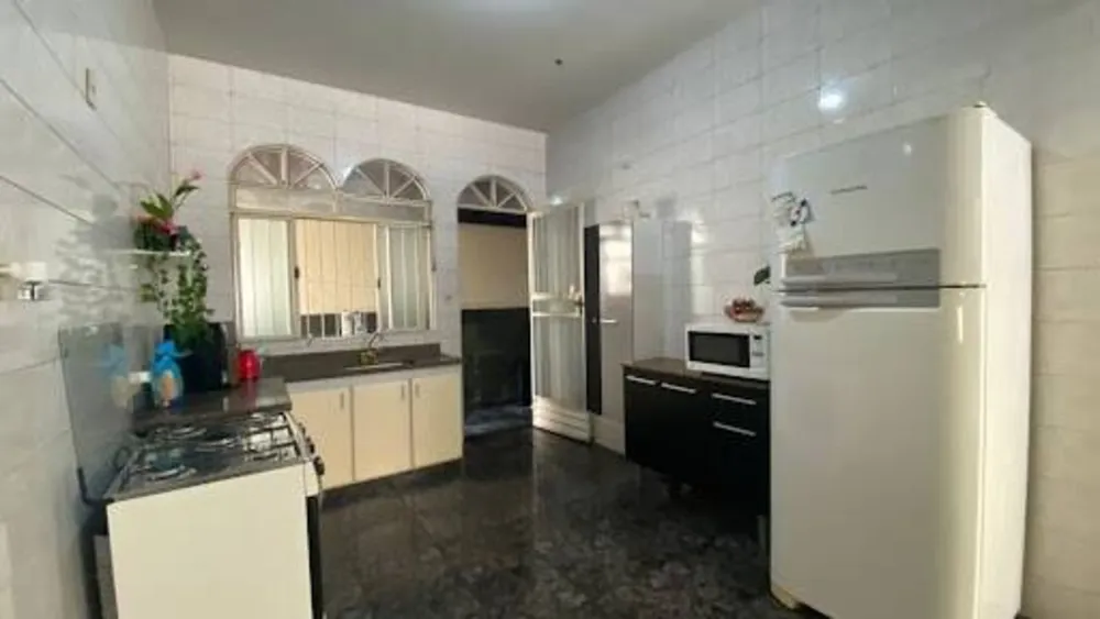 Casa, 3 quartos, 200 m² - Foto 14