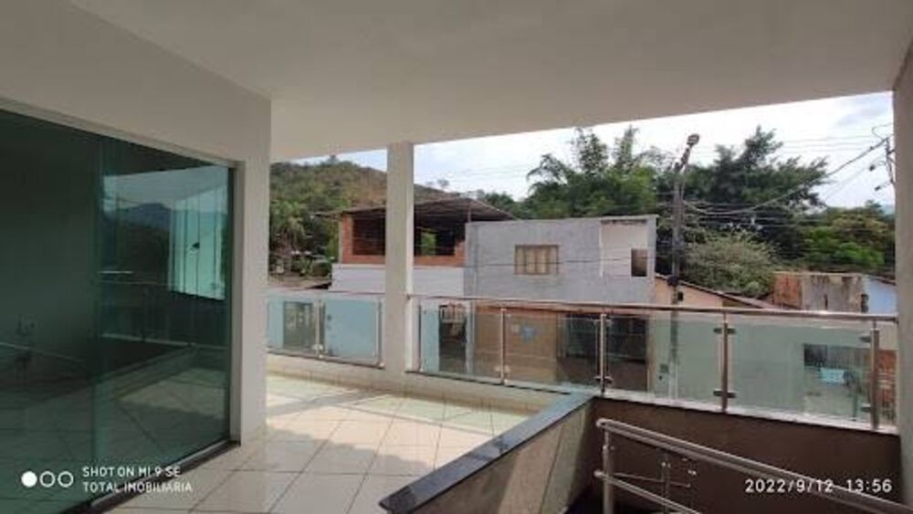 Casa à venda com 5 quartos, 238m² - Foto 3