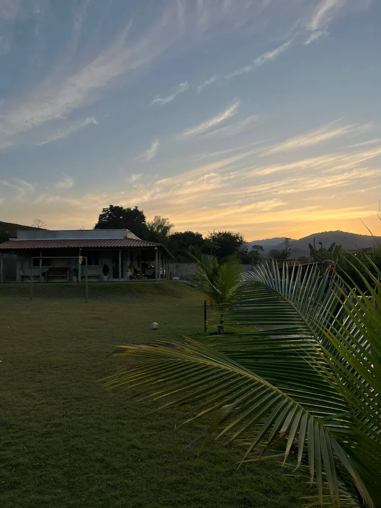Chácara, 3 quartos, 1500 m² - Foto 1