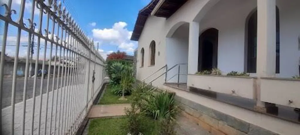 Casa, 5 quartos, 249 m² - Foto 6