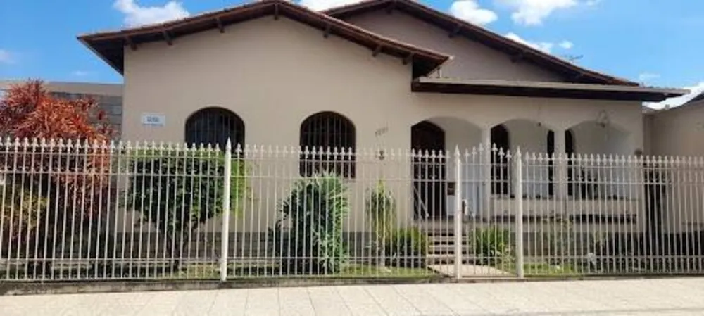 Casa, 5 quartos, 249 m² - Foto 9